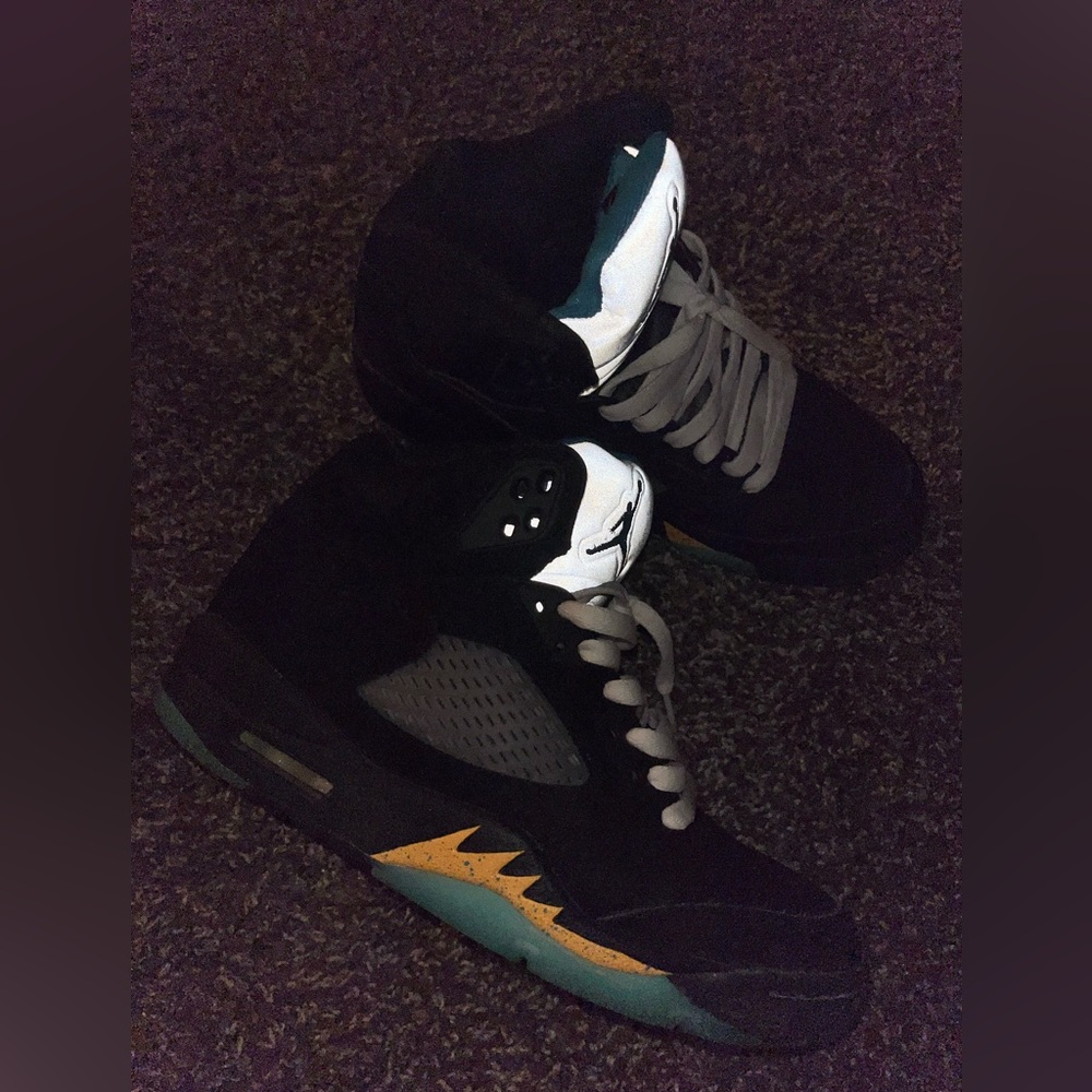 Air Jordan Black and Yellow and blue Sneakers